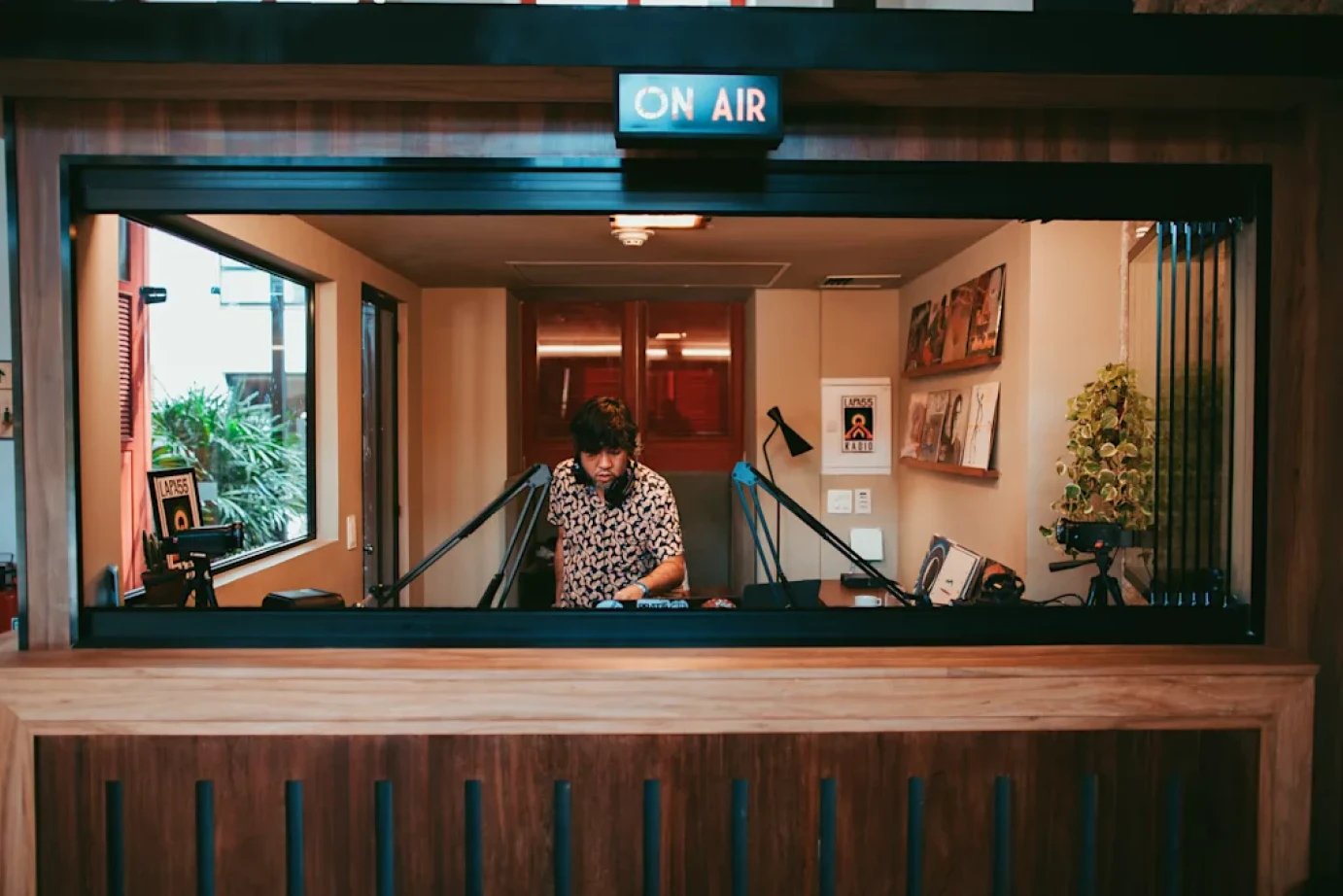 Pool in Lapa - Drinks & View of the Arches - Image